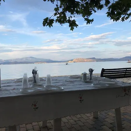 Casa Lela 1...όπως μια φορά...like Once Apartment Míloi