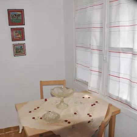 Casa Lela 1...όπως μια φορά...like Once Apartment